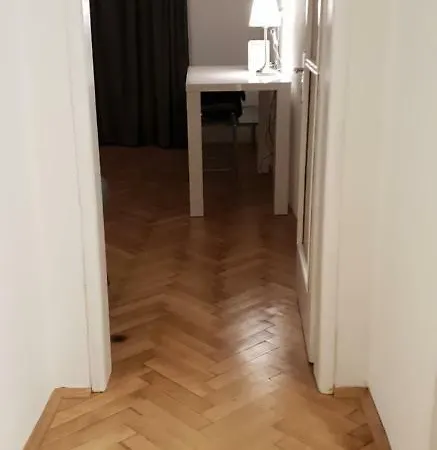 Διαμέρισμα Six Senses Bratislava - Elegant & Spotless In Old Town