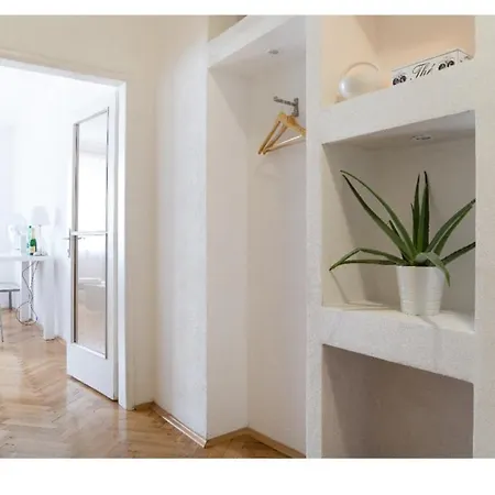 Six Senses - Luxury And * Bratislava